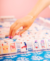 Set Ubin Mahjong Kotor Pra-Penjualan Warna Pink Muda Amerika, Akrilik, Dilukis Tangan dengan Alas Neoprena untuk Kesenangan Anak Perempuan
