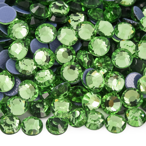 Oleeya Wholesale Premium 2088 Quality Crystal Glass 16 Cuts Xirius <b>Iron</b> on Strass Hotfix Rhinestones Hot Fix for Christmas Party - Product Image 5