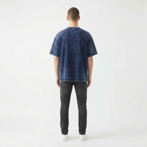T-shirt Homme Vintage Oversize en Coton Lourd 320 GSM avec Logo Brodé Personnalisé, Effet Délavé et Vieilli, T-shirt Vierge - Product Image 2