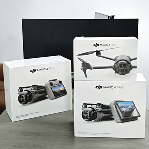 DJI Mavic 4 Pro Creator Combo (DJI RC Pro 2) 512GB 6K/60fps HDR 51min Autonomia di Volo GPS Quadricottero con Fotocamera - Product Image 1