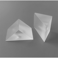 Offre spéciale, lentilles de projecteur en verre de silice fondue optique personnalisable OEM, prisme à angle droit à 60 degrés, motif plat triangulaire