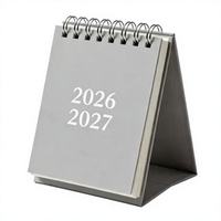 Calendario de Escritorio Minimalista de Cartón Gris con Doble Año 2026-2027, Personalizable con Logotipo, Encuadernación en Espiral, Decoración de Oficina, Negocios