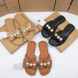 2025 Summer <b>Net</b> Flat Slippers Outdoor Fashion Pearl Large Lightweight Non slip Beach Travel Flat Heel Women's Sandals - Product Image 1