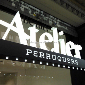 Enseigne Murale Commerciale Extérieure à Trois Faces Lumineuses en Acrylique LED pour Magasin d'Opticiens - Product Image 1