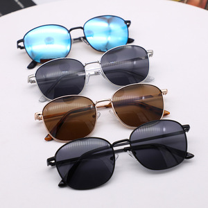 Gafas de Sol Metálicas Ovaladas Conchen con Lentes de PC UV400 Unisex para Conducir, Pescar y Salidas al Aire Libre, Protección Solar - Product Image 5