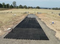Hauteur 38mm, meilleure qualité, grille de plancher antidérapante, pavé d'herbe en plastique pour le contrôle de la boue
