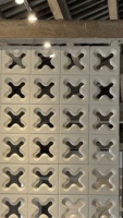 Cloison murale intérieure moderne en briques creuses pour la décoration du salon, briques en argile ignifuges avec technique de frittage, briques fines solides