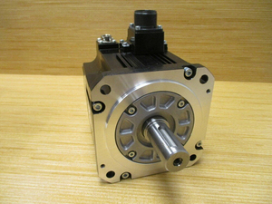 Motor de la Serie MR-J3 1KW HF-SP1024J AC HF-SP1024 HF-SP1024B HF-SP1024BJ HF-SP1024 Motor AC MR-J3 1KW HF-SP1024J Motor AC HF-SP1024 - Product Image 3