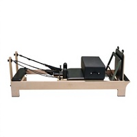 Lit de Pilates Reformer en bois d'érable massif durable avec kit d'accessoires complet, machine de renforcement musculaire à rail silencieux pour studio et entraînement à domicile