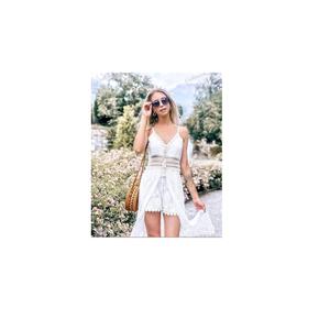 Sac en rotin rond fait main de qualité supérieure, motif tressé, sac Bali, sac fourre-tout élégant pour un usage quotidien, disponible à la vente - Product Image 1