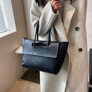 Sac fourre-tout rétro haut de gamme pour femme, style européen et américain, avec bandoulière, grande capacité, IP67, pour le commerce transfrontalier - Product Image 1