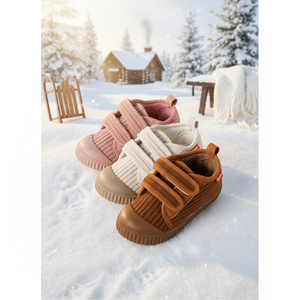 Chaussures confortables à enfiler de style coréen OZKIZ pour filles, mode hiver chaude pour les 2-6 ans, vente en gros - Product Image 3