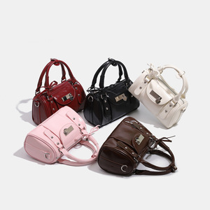 Nouveau Sac à Bandoulière Polyvalent et Élégant 2026 avec Fermeture Éclair pour les Trajets Urbains Chic ; Sac à Main Niche Haut <span class=keywords><strong>de</strong></span> Gamme Style Bowling pour Femme - Product Image 1
