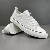 Baskets décontractées pour hommes 2026 – Nouveaux modèles bas blancs unis respirants en cuir véritable à enfiler, tendance et polyvalents pour l'été