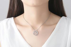 Collar con Colgante de 3 Colores para el Día de la Madre, Regalo para Mamá - Product Image 2