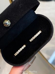 Anillos Apilables de Oro Blanco y Rosa para Mamá, Más de 100 Conjuntos de Joyería para el Día de la Madre Listos para Enviar, Envío Exprés de Fábrica en China - Product Image 4