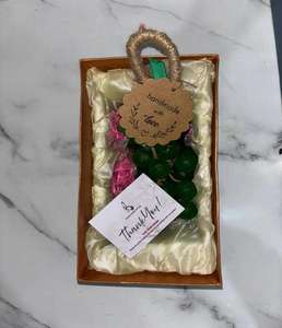 Savon de raisin artisanal à base de plantes naturelles Savon de cristal Savon solide blanchissant pour femmes Boîte cadeau Raisin réaliste en grappe Tous types de peau - Product Image 6