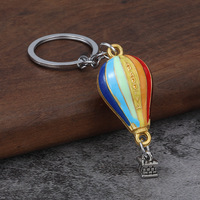 Pendentifs créatifs transfrontaliers, porte-clés montgolfière, cadeaux commémoratifs sports de plein air, porte-clés nuage en métal, vente en gros