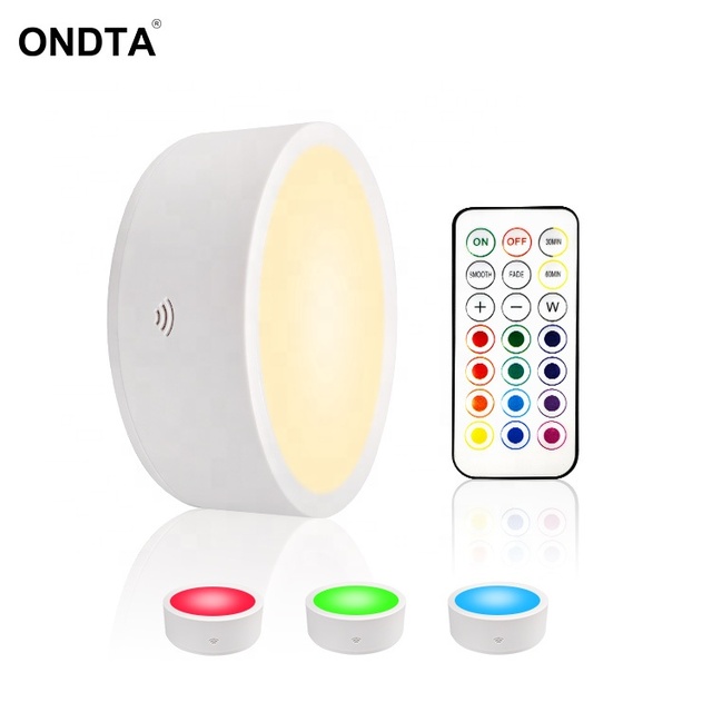 Wireless RGBW Color Puck Light With IR Remote Control Battery Power LED Cabinet Light With New Design