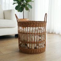 Panier à linge rond marron rétro personnalisé OEM en rotin PP avec poignées, imperméable, facile à trier, aspect rotin, pour la maison, la chambre, le placard