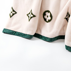 Juego de Ropa de Cama de Lujo, Manta Cálida para el Hogar, Cubrecama Acogedor para Todas las Temporadas - Product Image 6