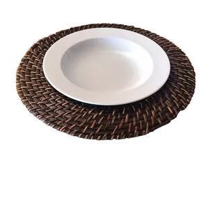 Napperon en rotin multicolore/Plaque de présentation Artisanat rond Forme carrée pour mariage/Table à manger Décoration intérieure - Product Image 1