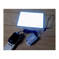 Rétroéclairage EL à haute luminosité, spécialement conçu pour les panneaux de machines à coudre, assurant que chaque point est précis et sans erreur