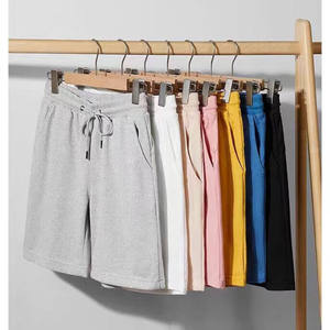 Shorts de détente unisexes en coton doux, shorts confortables à coupe décontractée pour hommes et femmes, parfaits pour les tenues décontractées ou la détente à la maison - Product Image 3