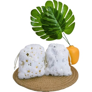 Sac cadeau de Noël en feuille d'or brillante avec cordon de serrage, sac à bonbons exquis - Product Image 1