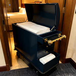 Professionele elektrische hotelreinigingskar met multifunctionele compartimenten voor afval en beddengoed - Product Image 1