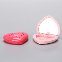 OMI 4g étui à poudre compact vide en forme de coeur personnalisé emballage Blush avec miroir et trou de porte-clés