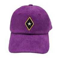 Ongestructureerde corduroy pet met aangepaste borduurlogo, zachte vintage corduroy pet voor heren & dames