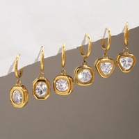 Boucles d'oreilles pendantes élégantes et tendance en émail coloré avec breloque fleur et poisson, bijoux minimalistes et délicats pour femmes, vente en gros TGES10077
