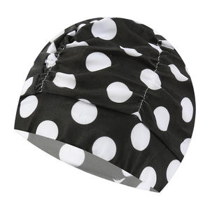 Gorro de natación unisex con protección para los oídos, color negro, blanco y con lunares, para adultos - Product Image 1