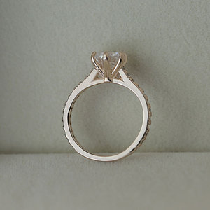 Anello classico a sei punte per donna, design con intarsi scintillanti, gioielli eleganti e alla moda - Product Image 6