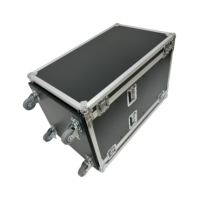 Flight case sur mesure en aluminium et contreplaqué avec mousse antichoc 20U pour équipement DJ, mixeur et amplificateur, doté de 2 portes et 4 roues