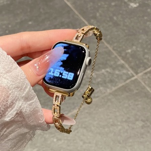 สายนาฬิกา Apple Watch สำหรับผู้หญิง ดีไซน์หรูหราประดับเพชรทรงเหลี่ยม วัสดุโลหะ สำหรับสมาร์ทวอทช์และอุปกรณ์เสริม - Product Image 6