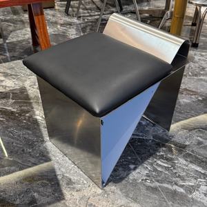 Tabouret en acier inoxydable : durable, facile à nettoyer pour la cuisine/le café, robuste, élégant, idéal pour les sièges décontractés modernes - Product Image 2
