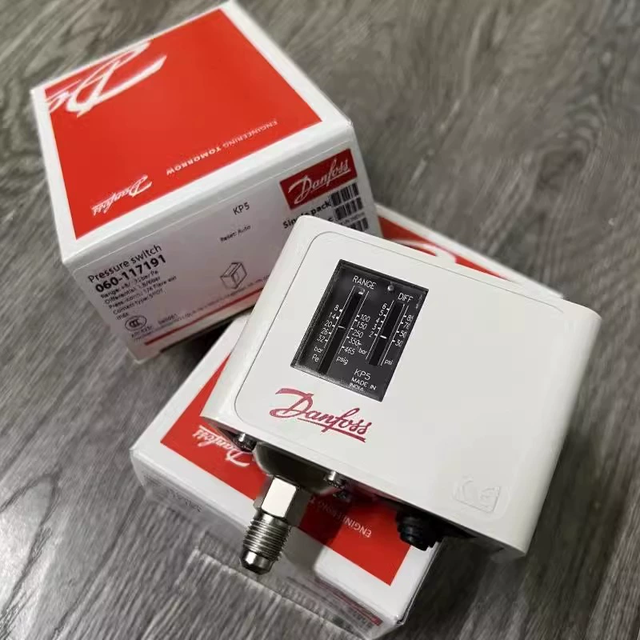 Danfoss Differential Compressor Automatic Low High Danfoss Pressure Controller Switch Pressure Switch, RT117 017-529566