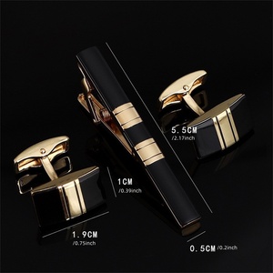 Set di <span class=keywords><strong>Gemelli</strong></span> e Fermacravatta da <span class=keywords><strong>Uomo</strong></span>, Serie Nera, in Smalto Dorato, Accessori Classici per Camicia Francese, Regalo per Feste - Product Image 2