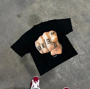 T-shirt da uomo stile street, 100% cotone di alta qualità. Questa è una maglietta da uomo molto grande con stampa di sciroppo per la tosse. - Product Image 6