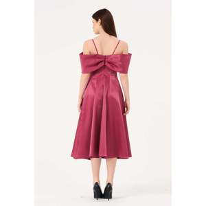 Haut décontracté pour femme DANS, couleur prune unie, col rond et manches longues, épaisseur standard, coupe classique pour toutes les saisons - Product Image 3