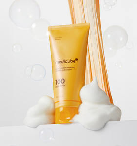 Limpiador Facial Tonificante con Ácido Kójico y Cúrcuma Medicube 120g, Limpiador Facial Coreano Aclarante, Limpieza Profunda Suave, Purifica los Poros, Reduce las Manchas Oscuras - Product Image 3