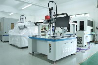 Nouvelle machine de soudage laser à fibre multi-axes robotisée Sun pour batteries lithium-ion 18650, pack souple en aluminium, 6000W, moteur servo à eau
