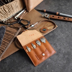 Sacoche d'épaule portable légère et étanche en cuir pour ciseaux et outils – Étui pour ciseaux de taille-haie - Product Image 4