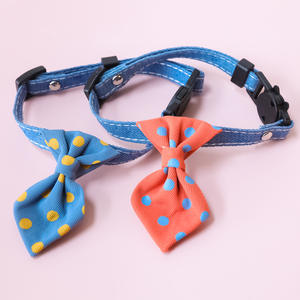 ปลอกคอสัตว์เลี้ยงแบบปรับได้ สไตล์อังกฤษ ลายจุด พร้อมโบว์ผูกคอสำหรับ<span class=keywords><strong>แมว</strong></span>และสุนัข มีกระดิ่ง - Product Image 2