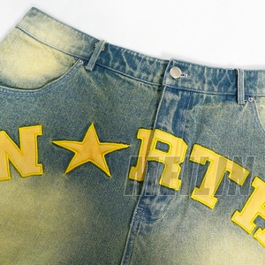 Pantalones Cortos de Mezclilla con Parches Bordados y Logotipo Personalizado, Corte Deshilachado, Estilo Urbano, Efecto Desgastado por el Sol - Product Image 3