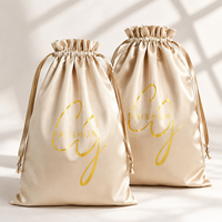Sac à cheveux en satin personnalisé avec impression de logo, sac à cordon doux pour perruques, emballage cadeau, pochette en satin de soie pour vêtements, haute qualité