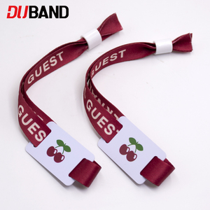RFID-fähige Polyester-Armbänder mit individuellem gewebtem Logo für Großveranstaltungen, Crowd-Management, smarte Zugangssysteme und bargeldlose Systeme - Product Image 1