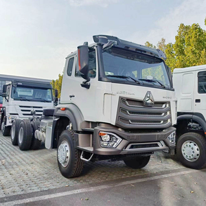 Nuevo Camión Tractor Diésel Sinotruk HOWO NX 6X4 de 440-460HP de Servicio Pesado con Suspensión Neumática y Cámara Trasera para Transporte Logístico - Product Image 1